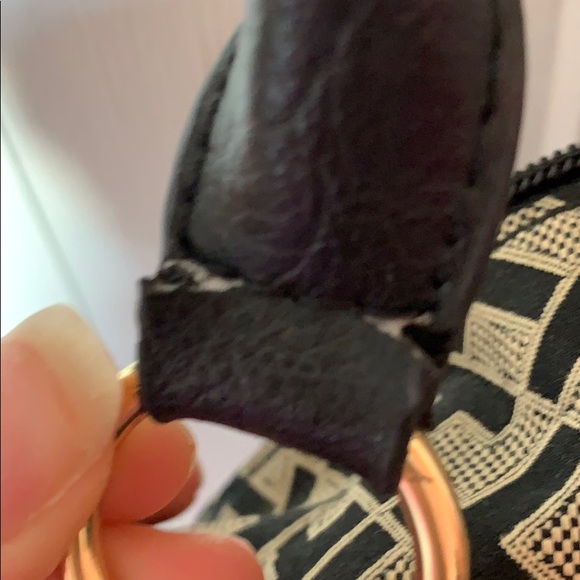 🍂Tommy Hilfiger Handbag🍂 - Picture 8 of 8